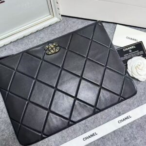 Chanel wallet