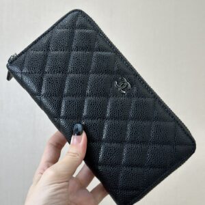 Chanel Caviar Wallet - Gold/Silver Hardware