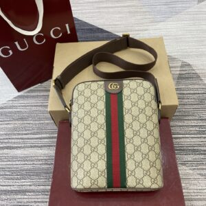 GUCCI Crossbody Bag