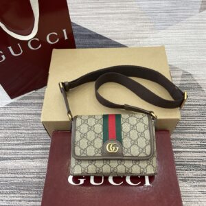 GUCCI Crossbody Bag