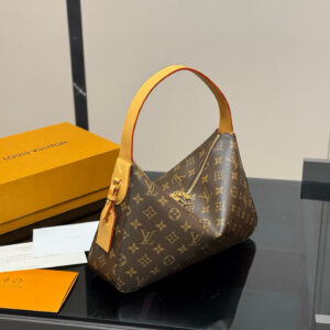 Louis Vuitton Underarm bag