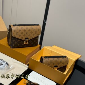 Louis Vuitton messenger bag