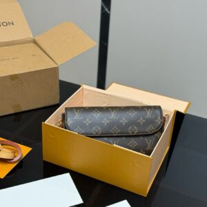 Louis Vuitton Mahjong Bag