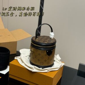 Louis Vuitton Bucket Bag